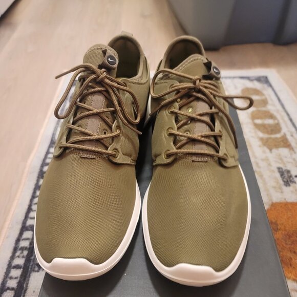 Nike Roshe Two Mens Running Shoe Iguana Olive 844656-200 Size 11 Pre-Owned - Picture 2 of 7